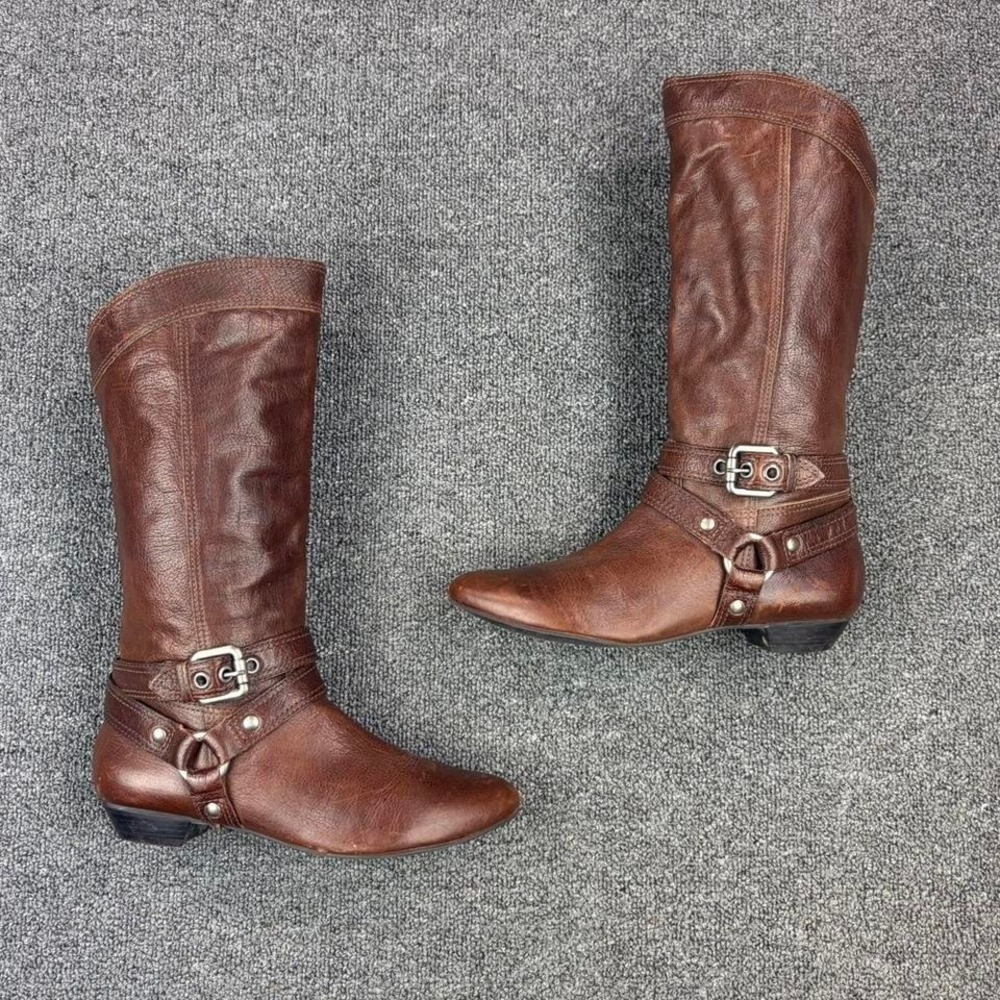 Brown Leather Gianni Bini Harness Buckle Western Pull On Riding Boots Sz 7 M